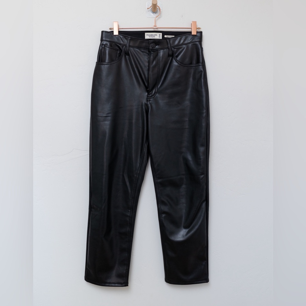 Abercrombie Size 28 Ankle Straight Ultra High Rise Vegan Leather Pants Black